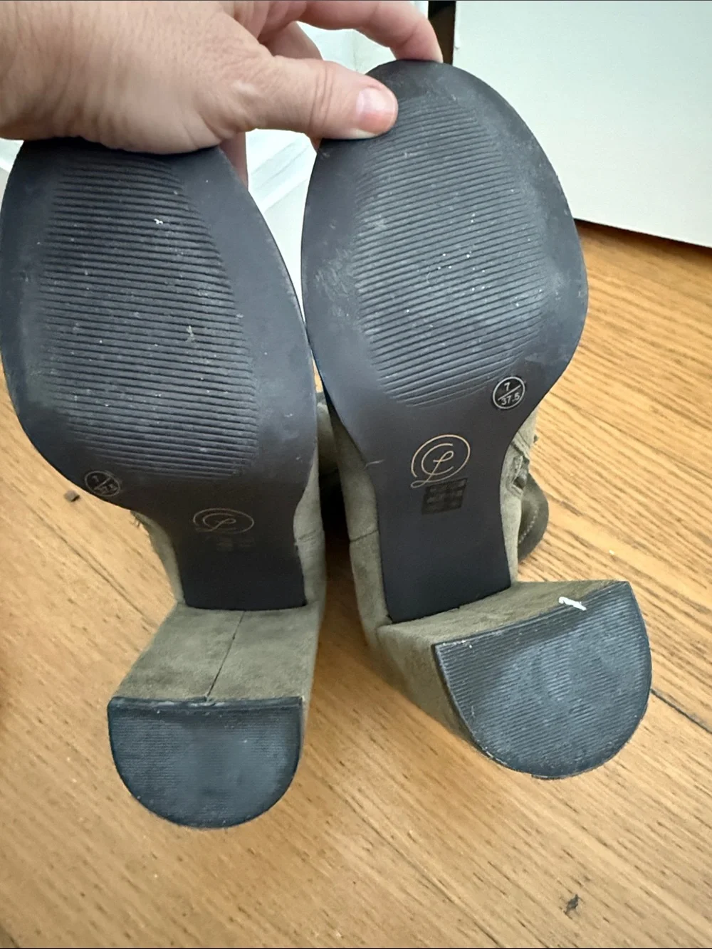 Chinese Laundry suede ankle